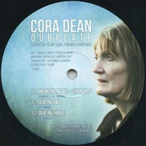 10inch Record CHARLIE P - Broken In Two; Dub In Two; Dub In T CDP1 Cora Dean Dubpl 2016 UK Reggae, Ska & Dub
10inch Record CHARLIE P - Broken In Two; Dub In Two; Dub In T CDP1 Cora Dean Dubpl 2016 UK Reggae, Ska & Dub