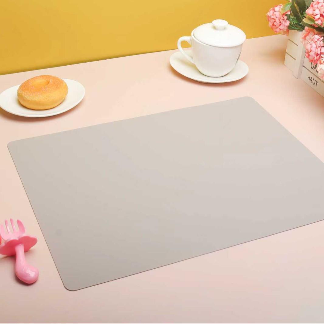 Rectangular Silicone Heat-Resistant Non-Slip Children s Placemat - Waterproof and Solid Color Design for Western Food. 40cm x 30cm x 1.5mm світло-сірий колір
Rectangular Silicone Heat-Resistant Non-Slip Children s Placemat - Waterproof and Solid Color Design for Western Food. 40cm x 30cm x 1.5mm світло-сірий колір