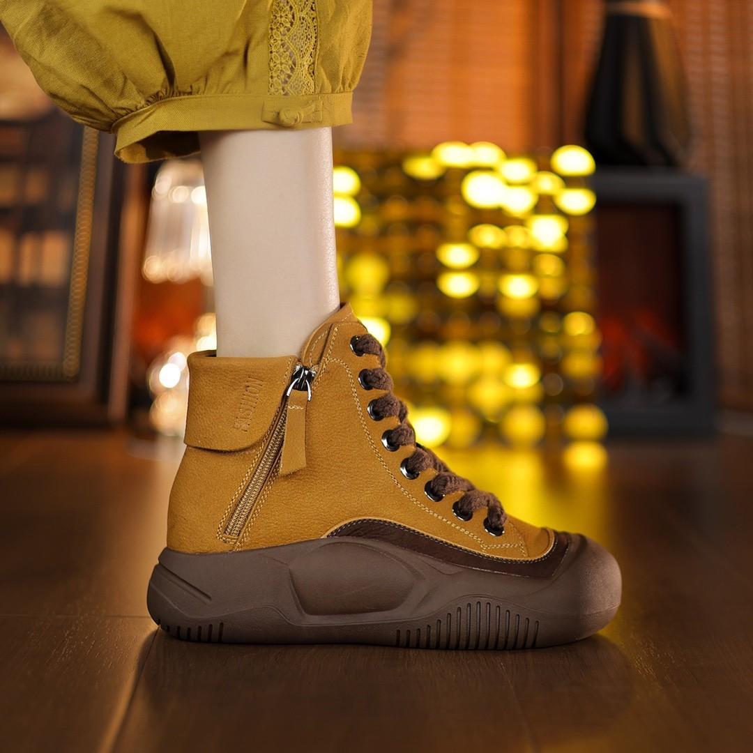 Short boots women s Martin boots 2025 autumn and winter new versatile casual high-top shoes leather comfortable flat platform women s shoes 35 зелёный
Short boots women s Martin boots 2025 autumn and winter new versatile casual high-top shoes leather comfortable flat platform women s shoes 35 зелёный