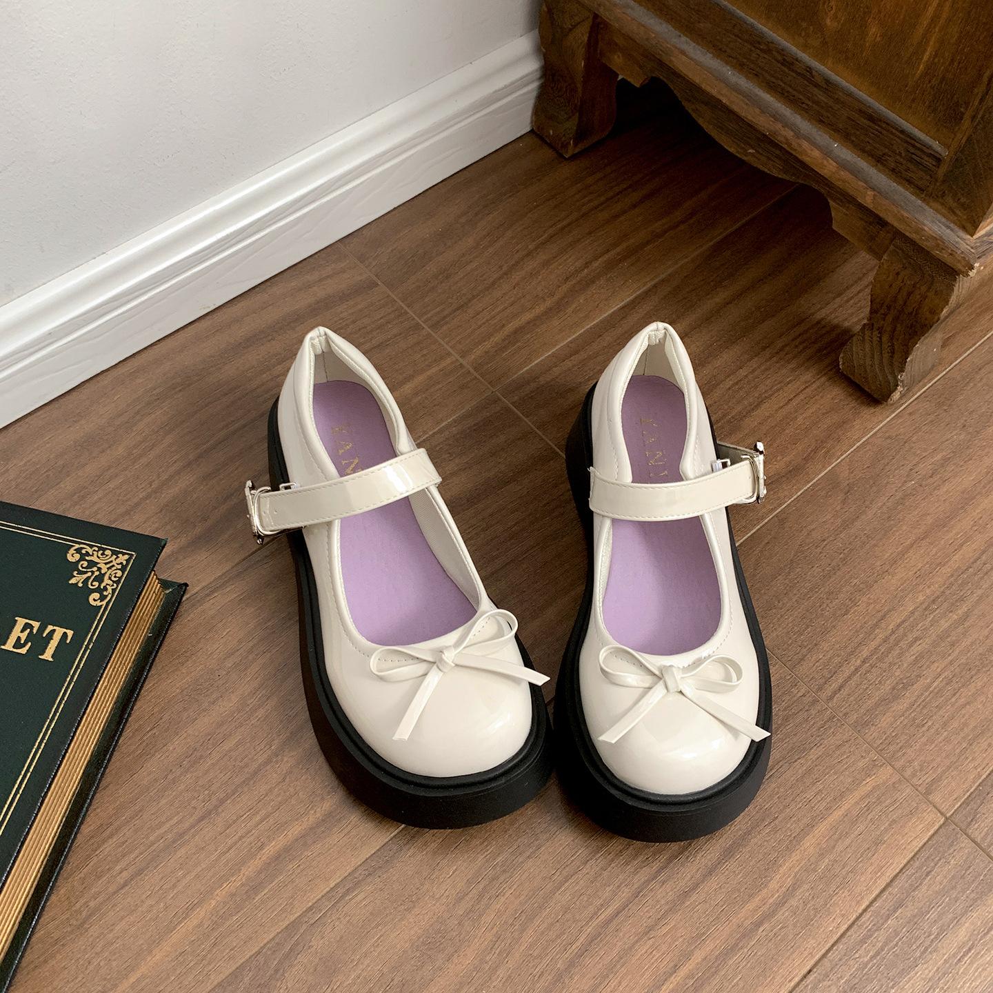 Black retro British style platform jk small leather shoes women s 2025 new summer skirt French Mary Jane single shoes 39 бежевый
Black retro British style platform jk small leather shoes women s 2025 new summer skirt French Mary Jane single shoes 39 бежевый