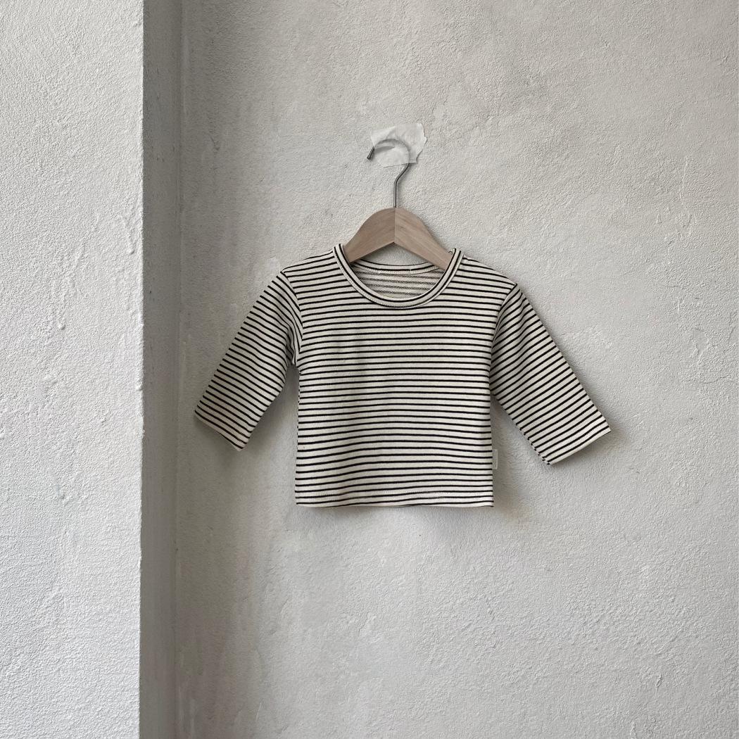 Heart Embroidery Denim Overalls and Triangle Bodysuit for Baby Boys 80 cm
Heart Embroidery Denim Overalls and Triangle Bodysuit for Baby Boys 80 cm