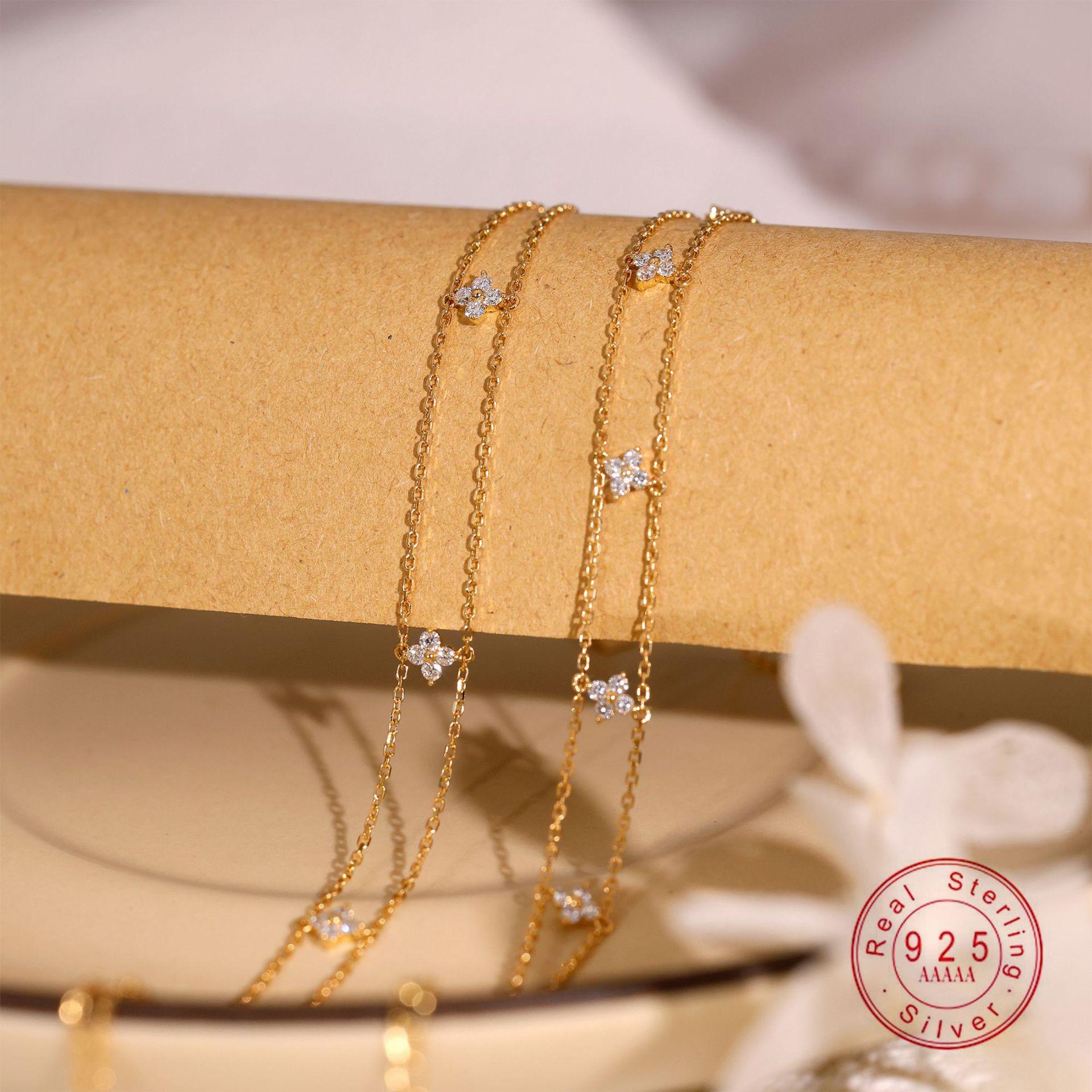 S925 Sterling Silver Plated 18K Gold Light Luxury Double-layer Flower Zircon Bracelet Exquisite Simple Temperament Jewelry Gift Golden Four Flowers
S925 Sterling Silver Plated 18K Gold Light Luxury Double-layer Flower Zircon Bracelet Exquisite Simple Temperament Jewelry Gift Golden Four Flowers