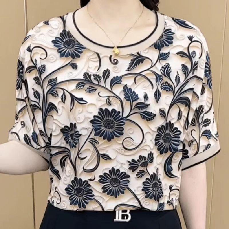 Casual Summer Short-sleeved Round Neck T-shirt Striped Fashion Printed Loose Top 5XL
Casual Summer Short-sleeved Round Neck T-shirt Striped Fashion Printed Loose Top 5XL