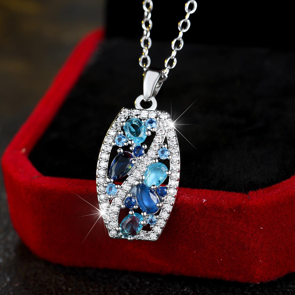 Hot-selling white K round colored sea blue necklace, exquisite ocean wind full of diamonds surrounding accessories
Hot-selling white K round colored sea blue necklace, exquisite ocean wind full of diamonds surrounding accessories