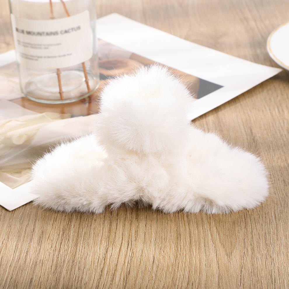 Large Plush Solid Color Hair Clip For Women New Winter Hair Claw Barrettes Hairpin Hair Accessories Headwear
Large Plush Solid Color Hair Clip For Women New Winter Hair Claw Barrettes Hairpin Hair Accessories Headwear
