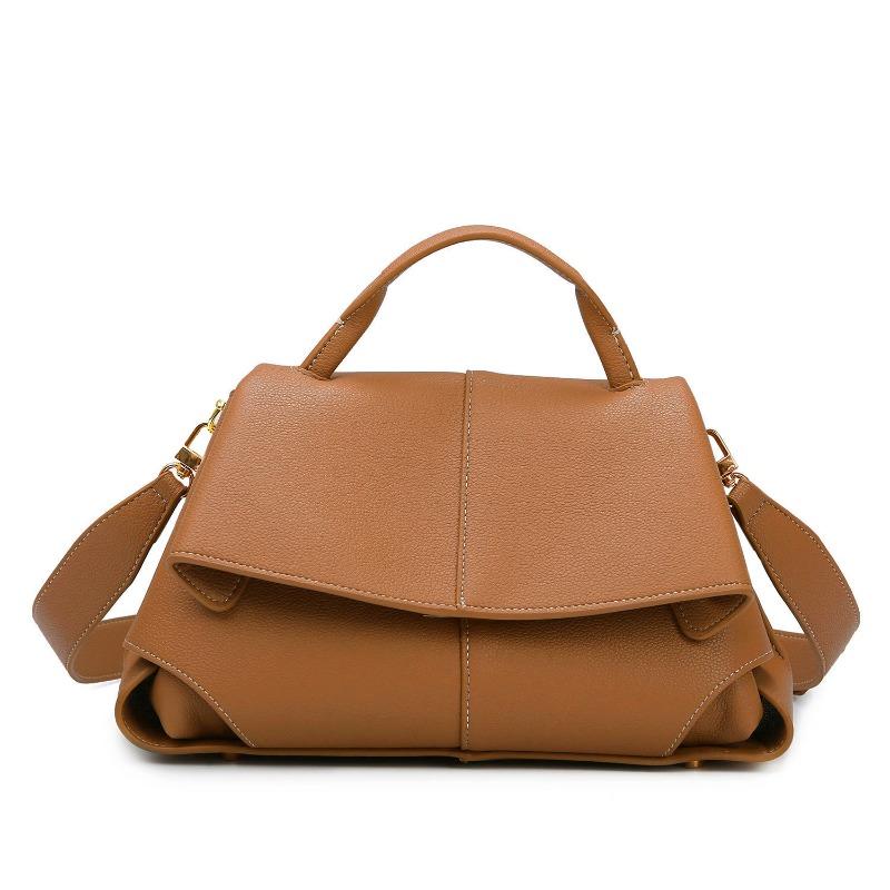 Messenger bag new niche hand bag high sense versatile commuter bag women s simple large-capacity handbag золотий коричневий колір
Messenger bag new niche hand bag high sense versatile commuter bag women s simple large-capacity handbag золотий коричневий колір