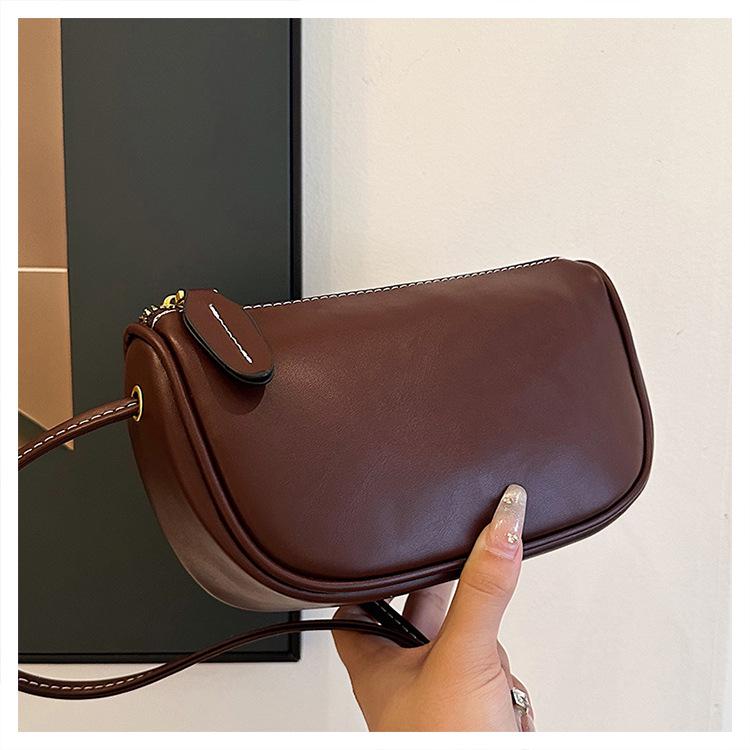 2025 Retro Single Shoulder Women s Genuine Leather Crossbody Bag - Y2K Style 22*8*12cm коричневый
2025 Retro Single Shoulder Women s Genuine Leather Crossbody Bag - Y2K Style 22*8*12cm коричневый