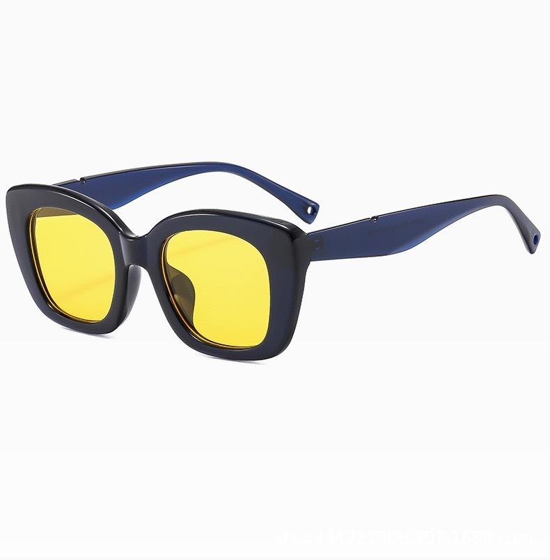 Sunglasses Large Frame Transparent Brown Same Retro Trendy Sunglasses With Sunshade And Uv Protection Sunglasses
Sunglasses Large Frame Transparent Brown Same Retro Trendy Sunglasses With Sunshade And Uv Protection Sunglasses