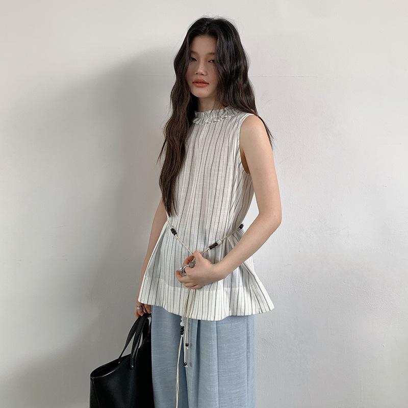 FONE Jianhe Old Money Style Tencel Linen Striped Sleeveless Women s Shirt - Two-Way Wear, Summer Western Design S (Recommended 80-105 kg)
FONE Jianhe Old Money Style Tencel Linen Striped Sleeveless Women s Shirt - Two-Way Wear, Summer Western Design S (Recommended 80-105 kg)
