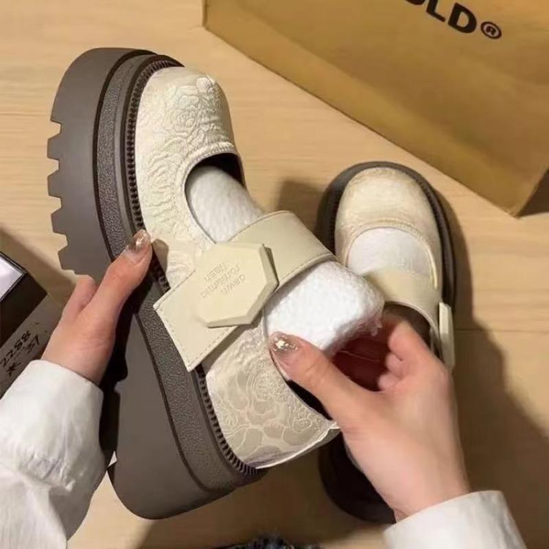 Женские туфли Мэри Джейн Весна и Осень Высококлассные лоферы на липучке Маленькие кожаные туфли Новый китайский стиль Вышивка Национальный стиль Обувь на толстой подошве 40 белый
Женские туфли Мэри Джейн Весна и Осень Высококлассные лоферы на липучке Маленькие кожаные туфли Новый китайский стиль Вышивка Национальный стиль Обувь на толстой подошве 40 белый