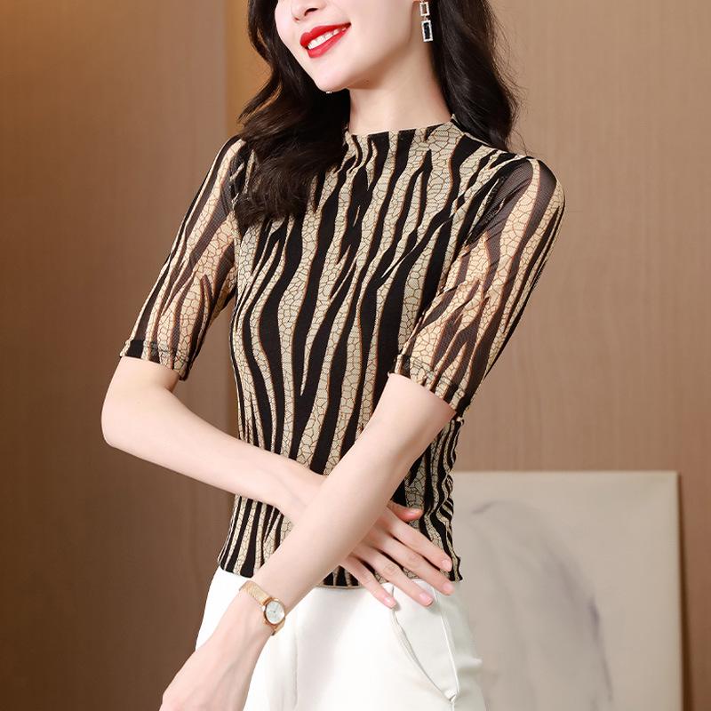Женская сетчатая блузка с коротким рукавом и узором «зебра» — летний утягивающий фасон XL (suggested for 55-60 kg)
Женская сетчатая блузка с коротким рукавом и узором «зебра» — летний утягивающий фасон XL (suggested for 55-60 kg)