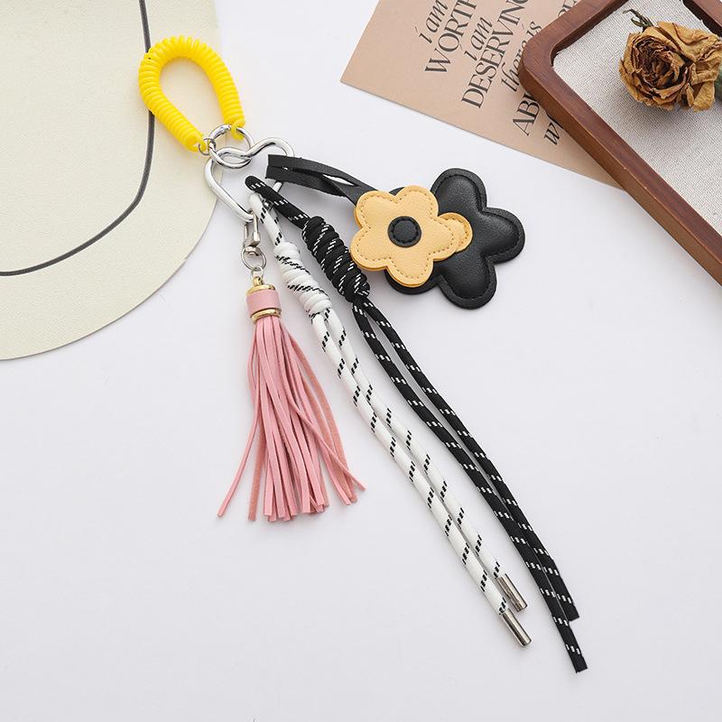 Yogodlns 1Pcs Fashion Faux Leather Flower Tassel Braided Rope Bag Charms Pendant For Women Handbag one size чёрный
Yogodlns 1Pcs Fashion Faux Leather Flower Tassel Braided Rope Bag Charms Pendant For Women Handbag one size чёрный