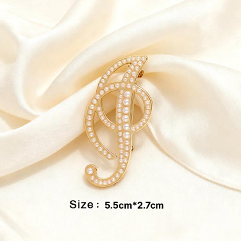 Fashion 26 English Letters Pearl Brooches Lapel Pins Female Corsage Luxury Jewelry Gifts For Women Accessories I
Fashion 26 English Letters Pearl Brooches Lapel Pins Female Corsage Luxury Jewelry Gifts For Women Accessories I