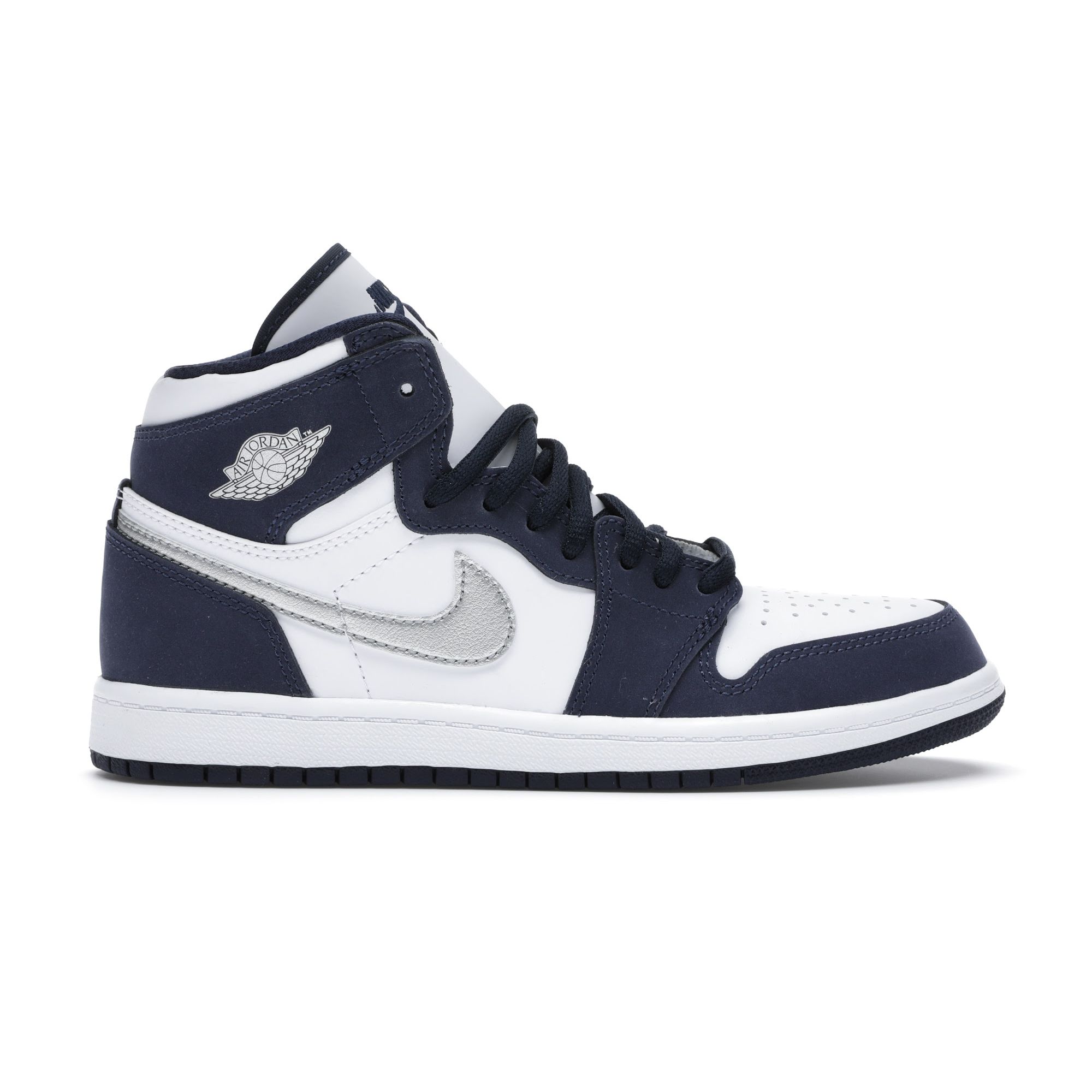 Air Jordan 1 Retro High CO.JP PS Midnight Navy Детские кроссовки Синий Белый Металлик-Серебристый AQ2664-141
Air Jordan 1 Retro High CO.JP PS Midnight Navy Детские кроссовки Синий Белый Металлик-Серебристый AQ2664-141