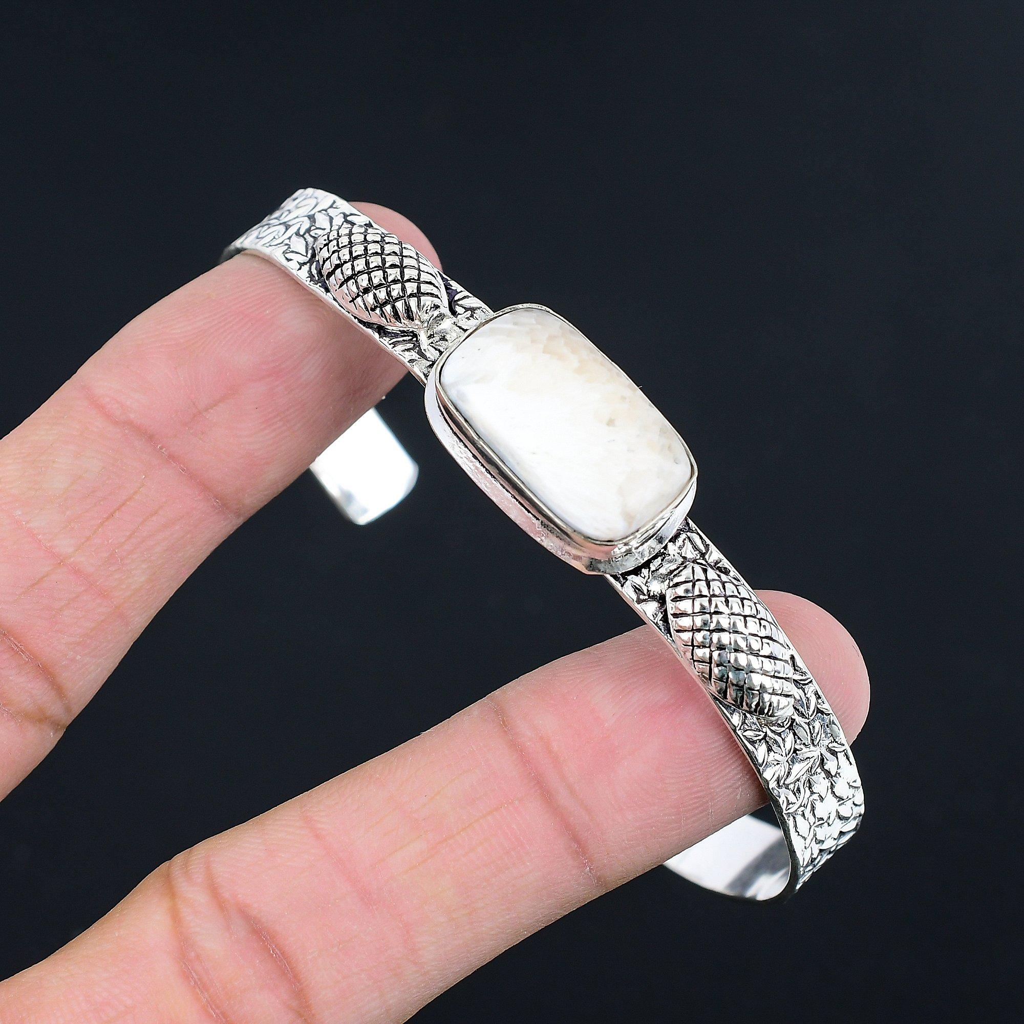 925 Sterling Silver Radiant Natural Scolecite Art Deco Daughter Bangle Jewelry Adjustable
925 Sterling Silver Radiant Natural Scolecite Art Deco Daughter Bangle Jewelry Adjustable