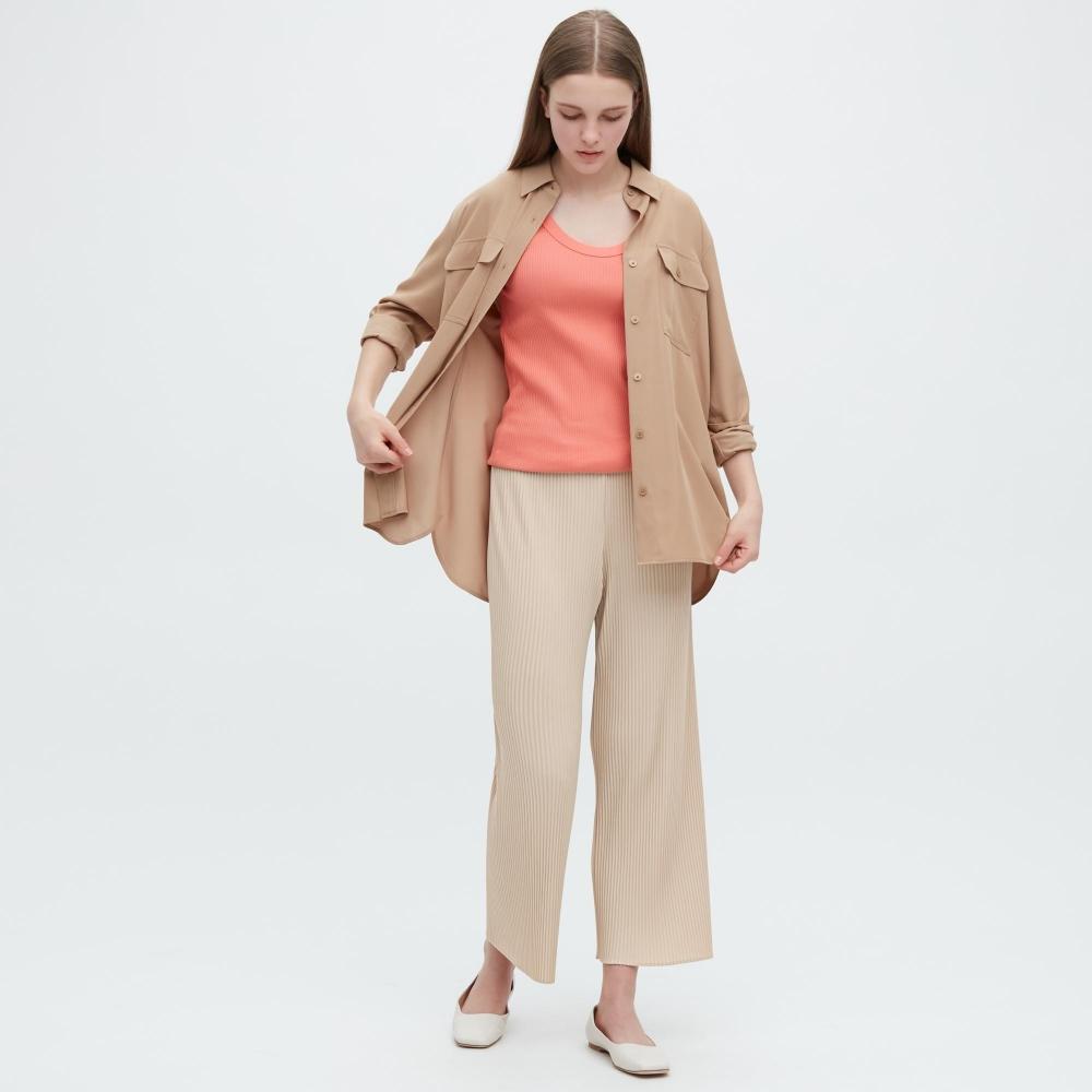 UNIQLO JAPAN Прямые брюки со складками стандартной длины 62.564.5см.
UNIQLO JAPAN Прямые брюки со складками стандартной длины 62.564.5см.