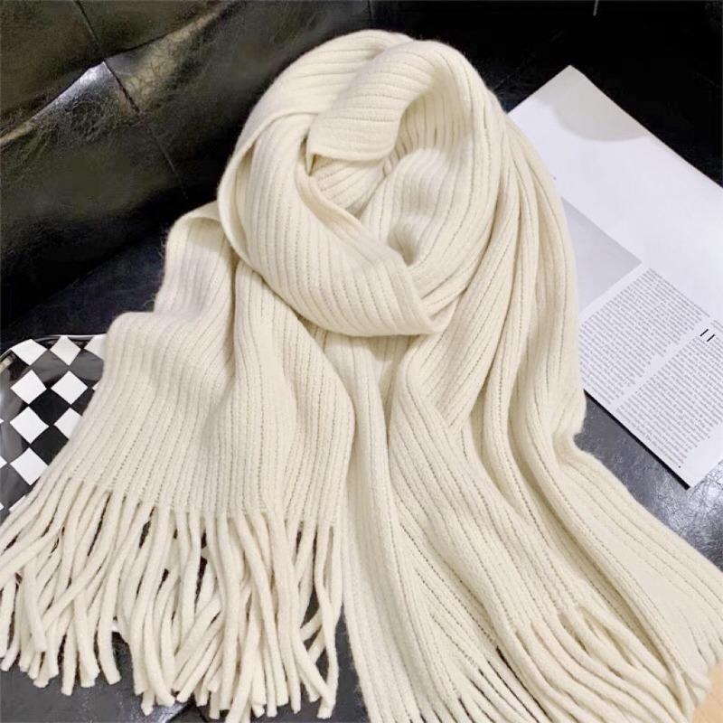 Зимний женский однотонный белый шарф с кисточками из шерсти премиум-класса двойного назначения ручной вязки One size
Зимний женский однотонный белый шарф с кисточками из шерсти премиум-класса двойного назначения ручной вязки One size