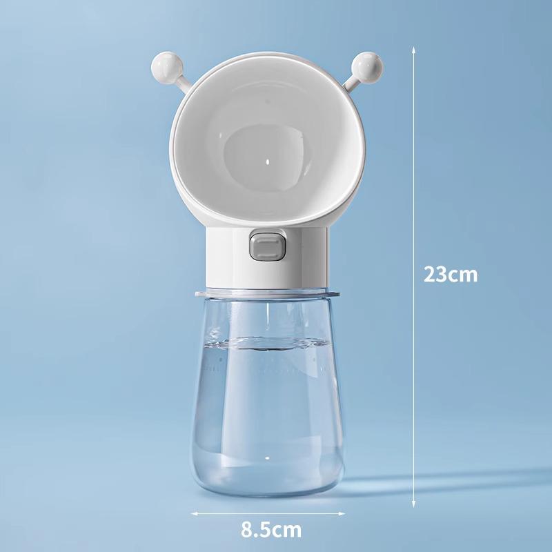 Portable Dog Walking Water Bottle - Large Capacity Travel Cup for Pets
Portable Dog Walking Water Bottle - Large Capacity Travel Cup for Pets