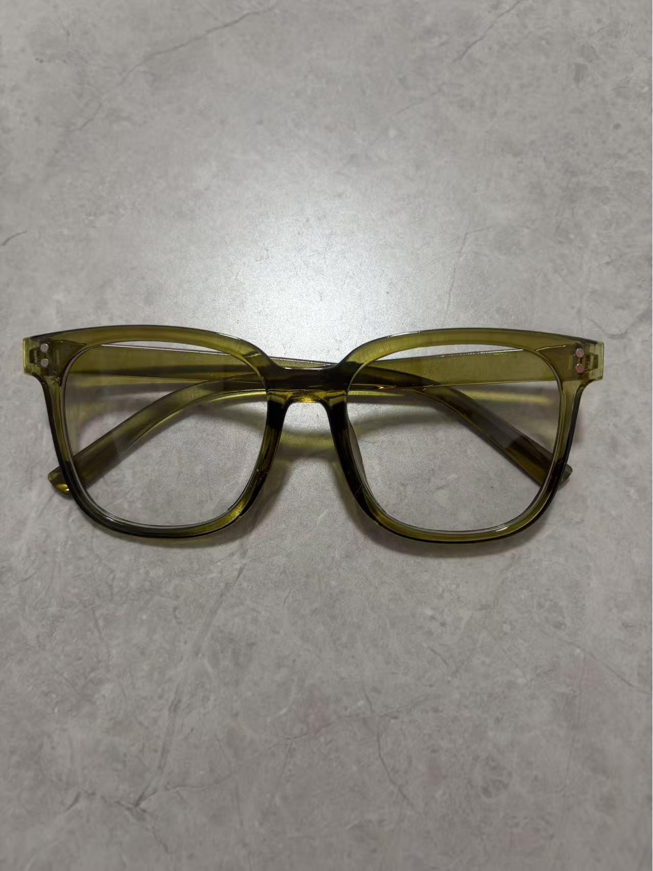 Artistic Cross-Border Glasses Frame: Unisex Japanese-Korean Style with Rice Studs for a Fashionably Small Face
Artistic Cross-Border Glasses Frame: Unisex Japanese-Korean Style with Rice Studs for a Fashionably Small Face