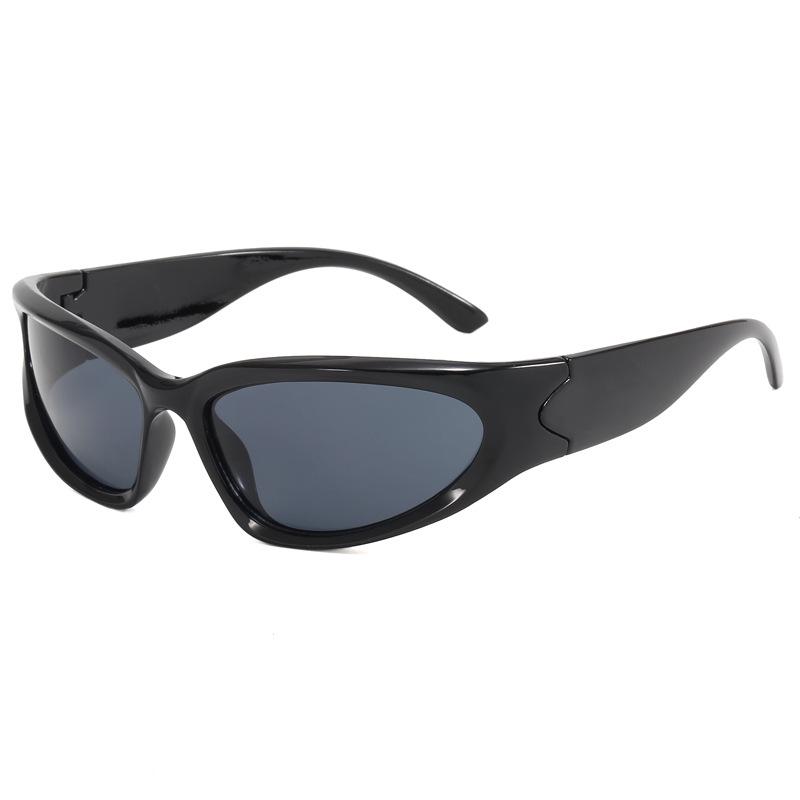 Punk Fashion Cycling Sunglasses for Women – European & American Style
Punk Fashion Cycling Sunglasses for Women – European & American Style