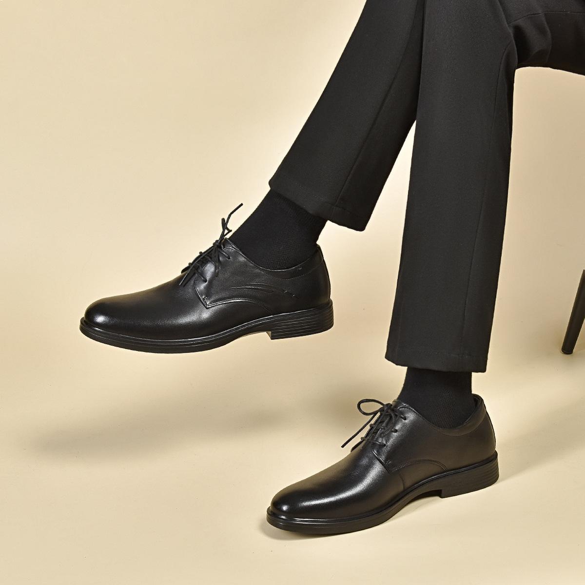 Men s leather shoes 2024 autumn and winter round head lace-up single shoes black first-layer cowhide business dress shoes professional flat m 44 чорний
Men s leather shoes 2024 autumn and winter round head lace-up single shoes black first-layer cowhide business dress shoes professional flat m 44 чорний