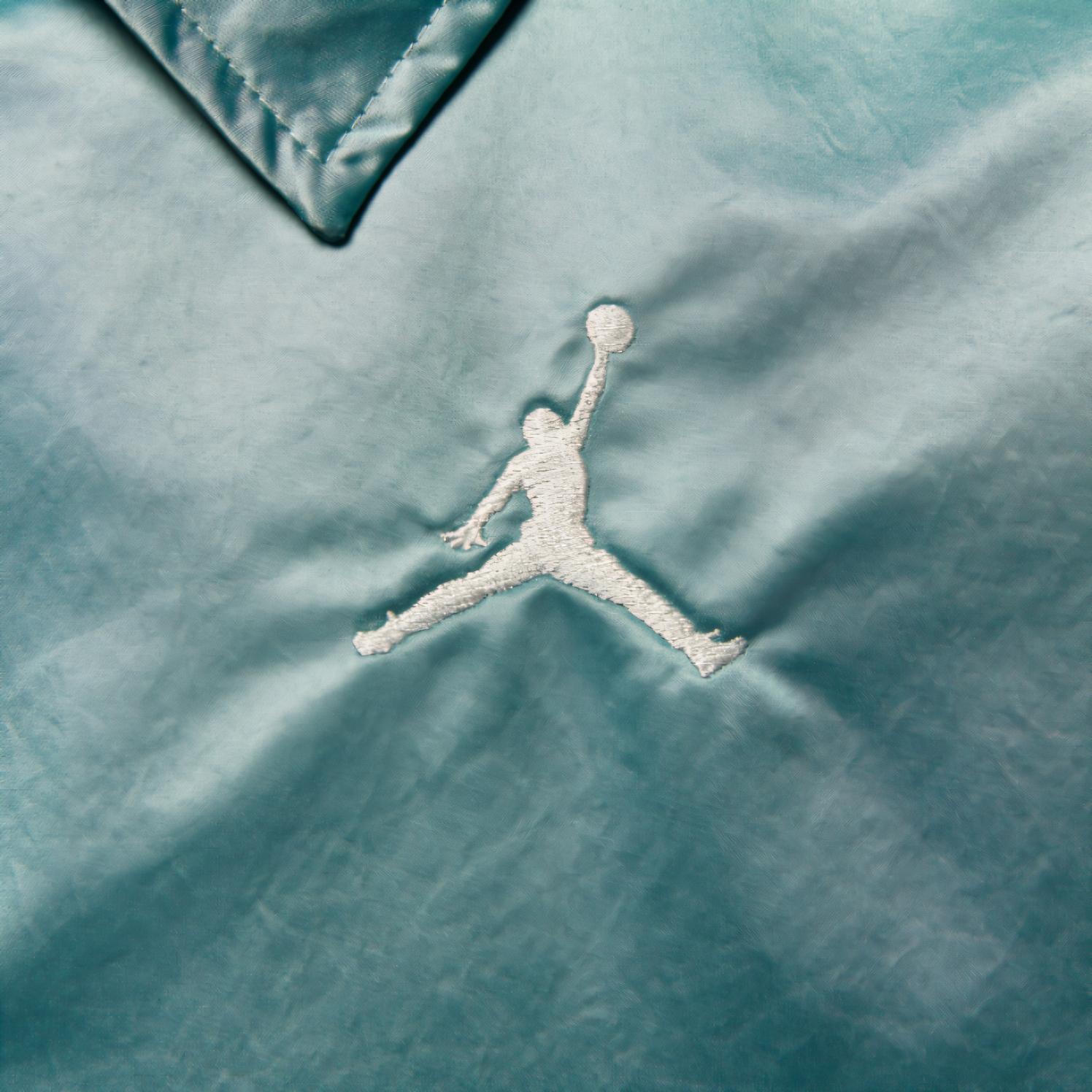 Jordan Модная куртка с длинным рукавом, молнией и надписью, теплая, женские куртки HJ0088-017 XS
Jordan Модная куртка с длинным рукавом, молнией и надписью, теплая, женские куртки HJ0088-017 XS