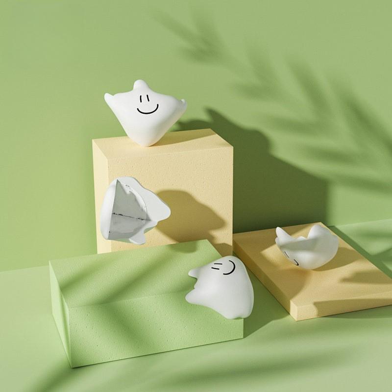 4 шт. Защитный уголок для предотвращения столкновений в форме жидкого облака, утолщенный детский силиконовый защитный уголок для окон в детском саду белый
4 шт. Защитный уголок для предотвращения столкновений в форме жидкого облака, утолщенный детский силиконовый защитный уголок для окон в детском саду белый