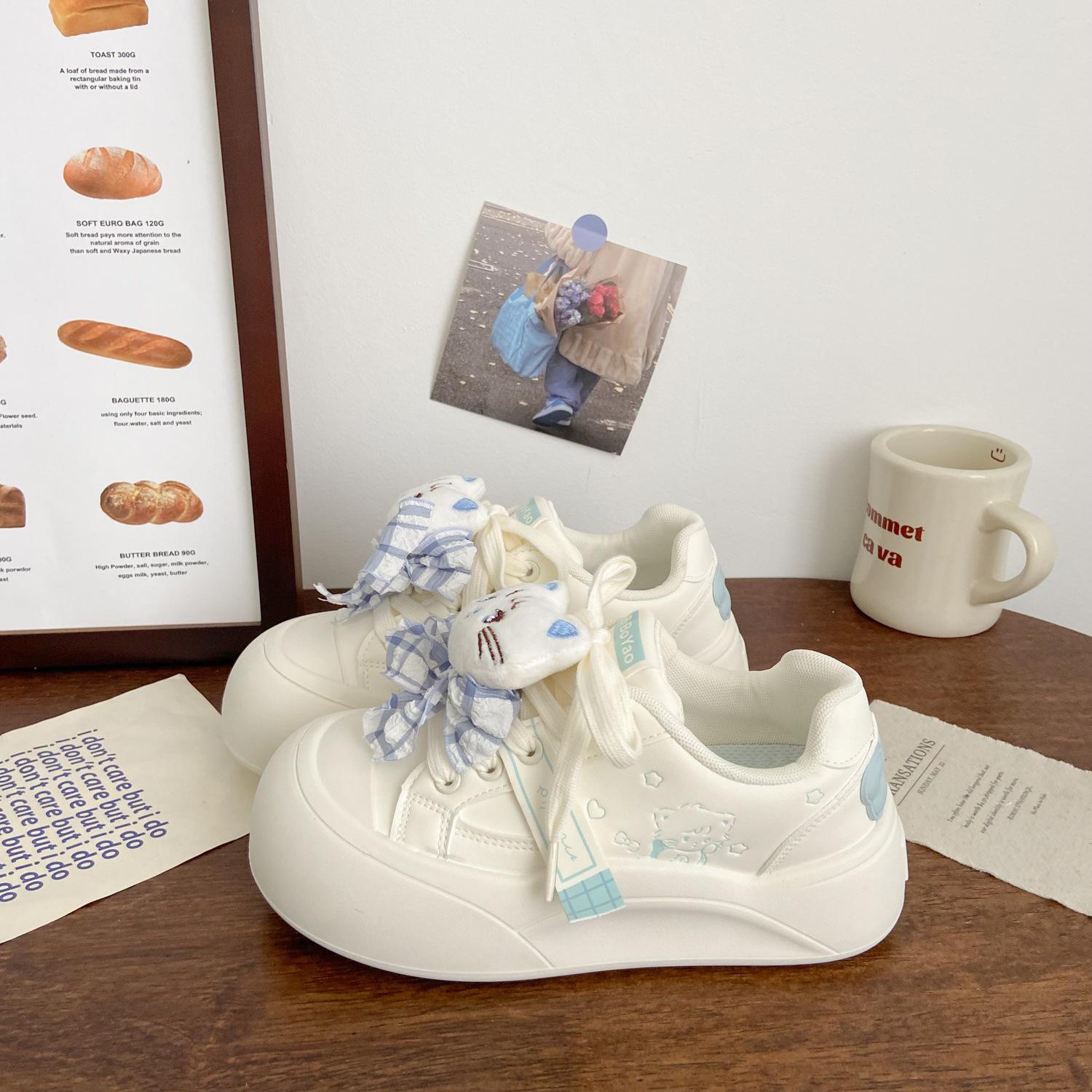 Ugly cute platform white shoes women s big head autumn new chic niche Korean version bread shoes sports board shoes 40
Ugly cute platform white shoes women s big head autumn new chic niche Korean version bread shoes sports board shoes 40