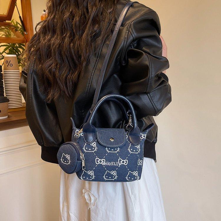 New women s bag cute cartoon dumpling women s bag versatile hand bag shoulder bag messenger bag premium handbag синий
New women s bag cute cartoon dumpling women s bag versatile hand bag shoulder bag messenger bag premium handbag синий