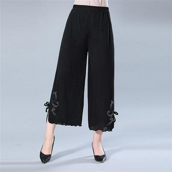 Ice Silk High-Waisted Wide-Leg Cropped Pants with Rhinestones for Women - Plus Size, Summer Casual XL (90-110 lbs)
Ice Silk High-Waisted Wide-Leg Cropped Pants with Rhinestones for Women - Plus Size, Summer Casual XL (90-110 lbs)