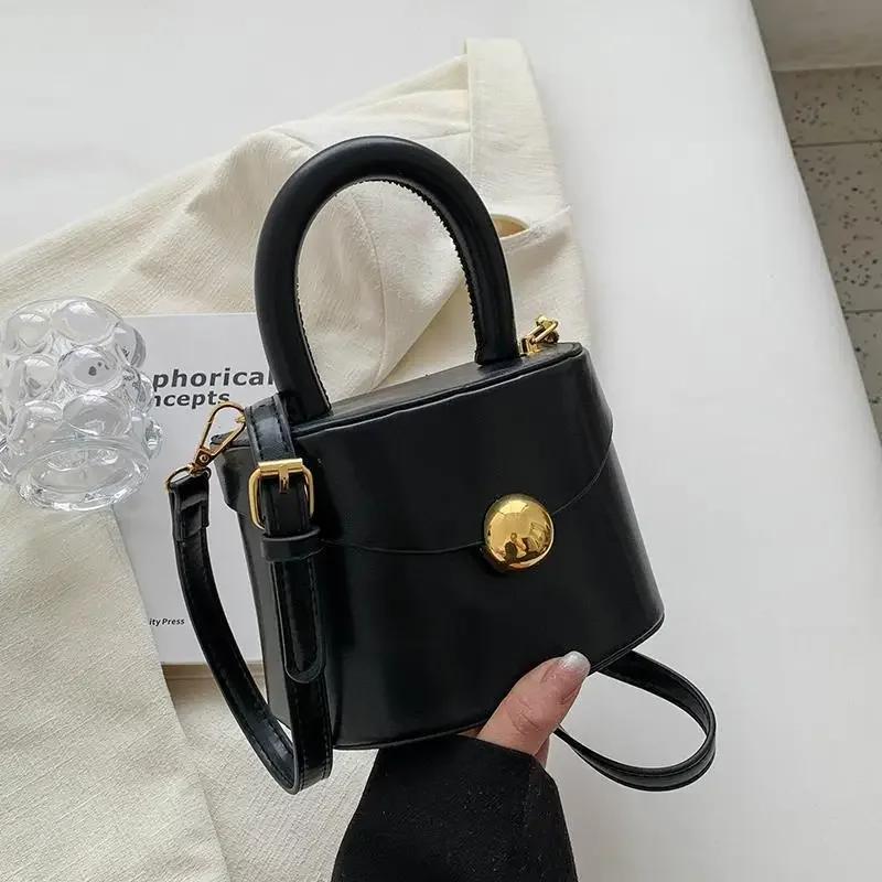 Сумка-коробка во французском стиле, женственная, весна/лето, новая мода, универсальная, для девочек, симпатичная текстура, сумка из плутония на одно плечо через плечо
Сумка-коробка во французском стиле, женственная, весна/лето, новая мода, универсальная, для девочек, симпатичная текстура, сумка из плутония на одно плечо через плечо