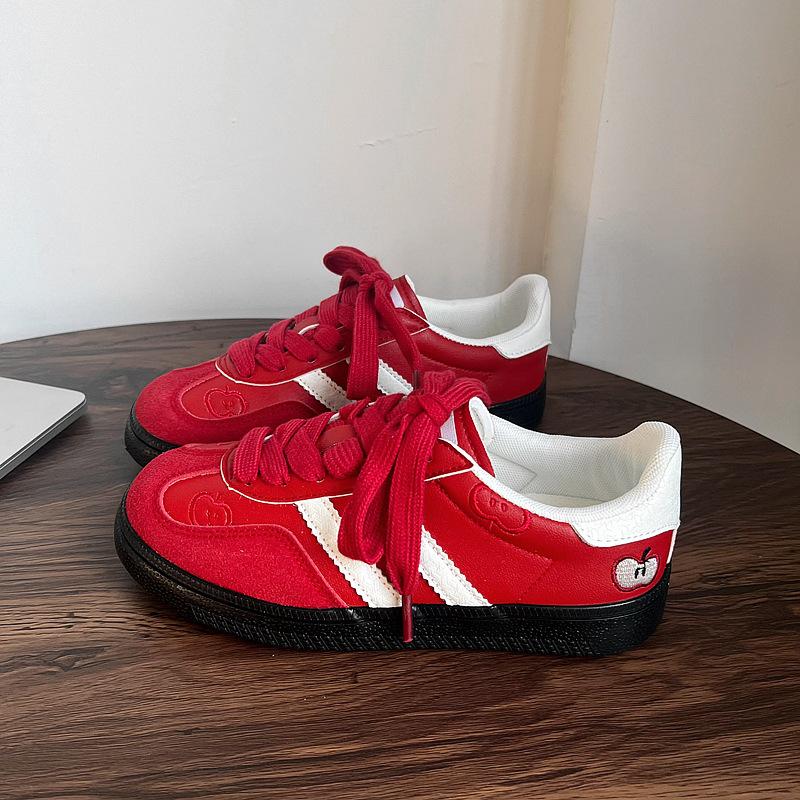 Niche retro German training shoes spring and summer new platform sports casual board shoes Forrest Gump 35 красный
Niche retro German training shoes spring and summer new platform sports casual board shoes Forrest Gump 35 красный