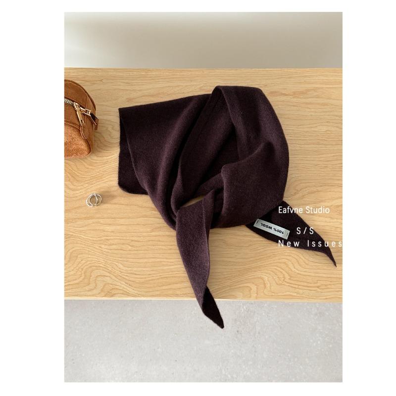 All wool Knitted Triangle Scarf Autumn and Winter Solid Color Versatile Shawl Vest Warm Shoulder Pads 108*38CM
All wool Knitted Triangle Scarf Autumn and Winter Solid Color Versatile Shawl Vest Warm Shoulder Pads 108*38CM