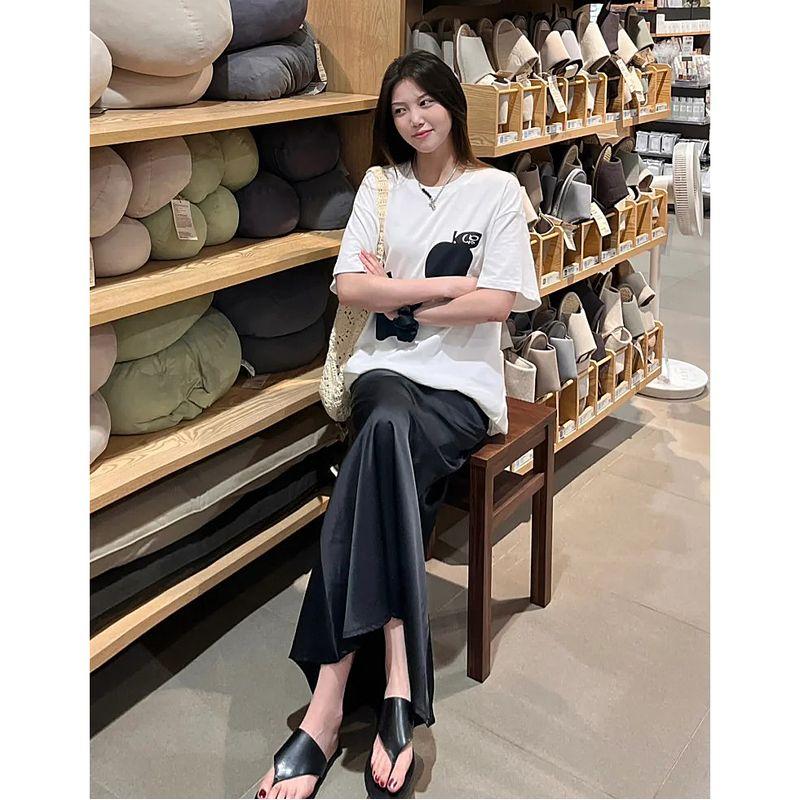 Pure Desire Style Gyaru Drape Acetate Satin Summer Skirt Women s Extended Version 175 Tall A Word Slimming Long dress Black regular L
Pure Desire Style Gyaru Drape Acetate Satin Summer Skirt Women s Extended Version 175 Tall A Word Slimming Long dress Black regular L