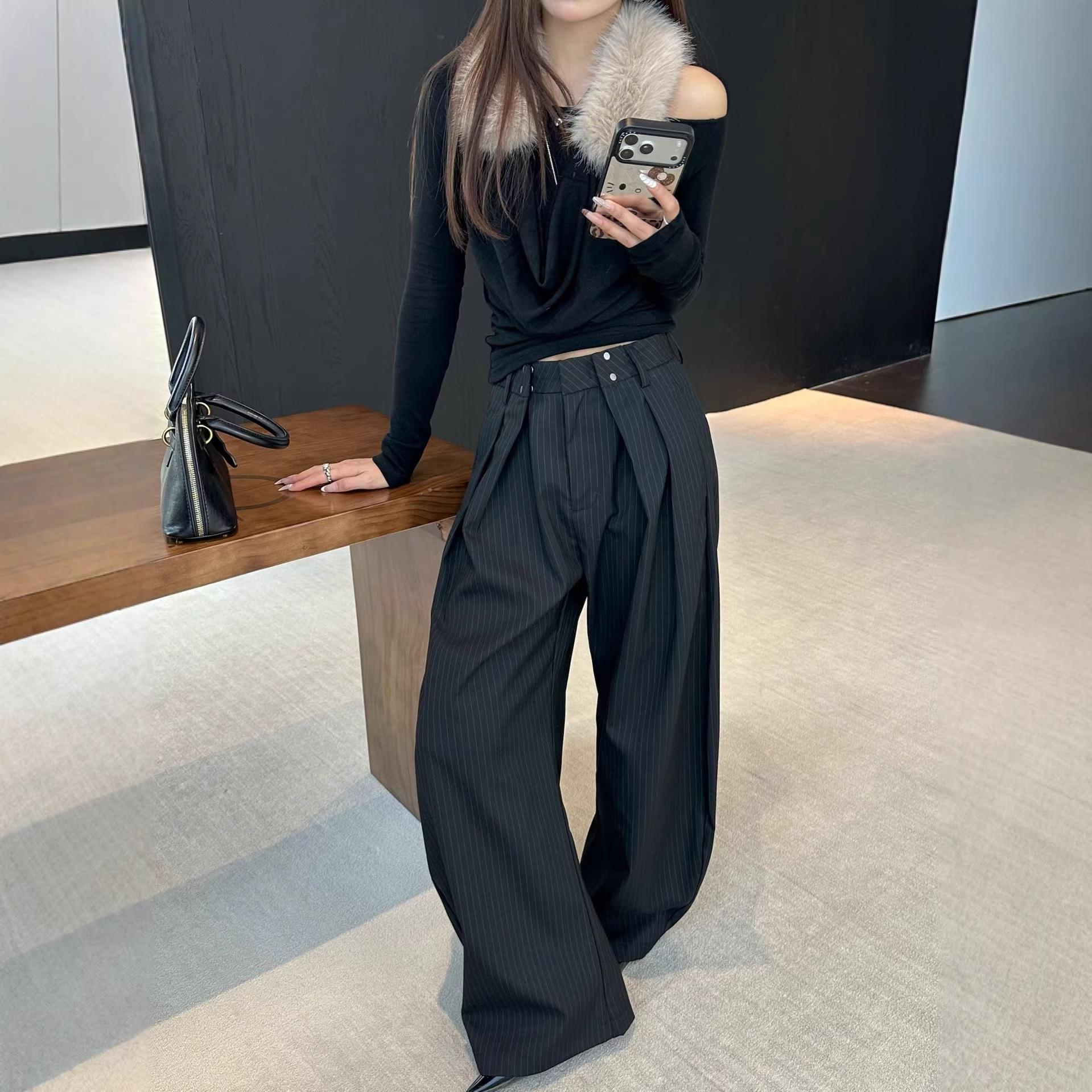 Lu Sheng Unisex Black Striped Wide-Leg Trousers with 3D Slimming, American Style, Drape Silhouette XXL чорний
Lu Sheng Unisex Black Striped Wide-Leg Trousers with 3D Slimming, American Style, Drape Silhouette XXL чорний