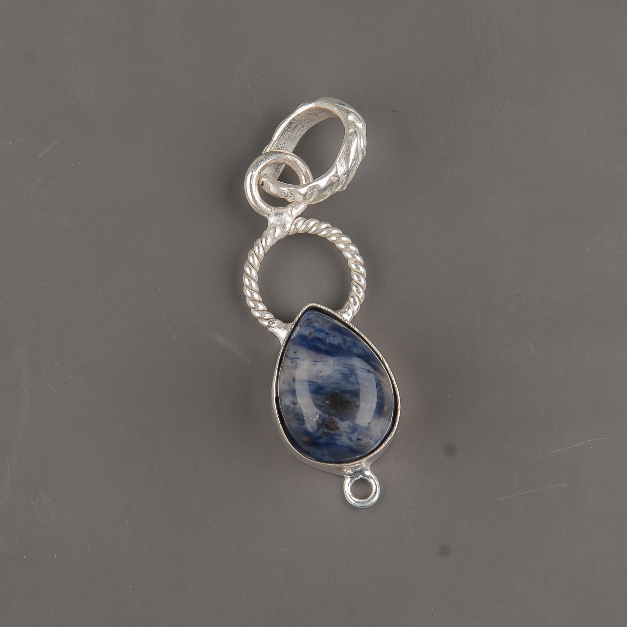 Sodalite Handmade Gemstone Pendant, 925 Solid Sterling Silver Pendant Antique Jewelry, Pendant For Engagement Gift 1.40 inches синій
Sodalite Handmade Gemstone Pendant, 925 Solid Sterling Silver Pendant Antique Jewelry, Pendant For Engagement Gift 1.40 inches синій