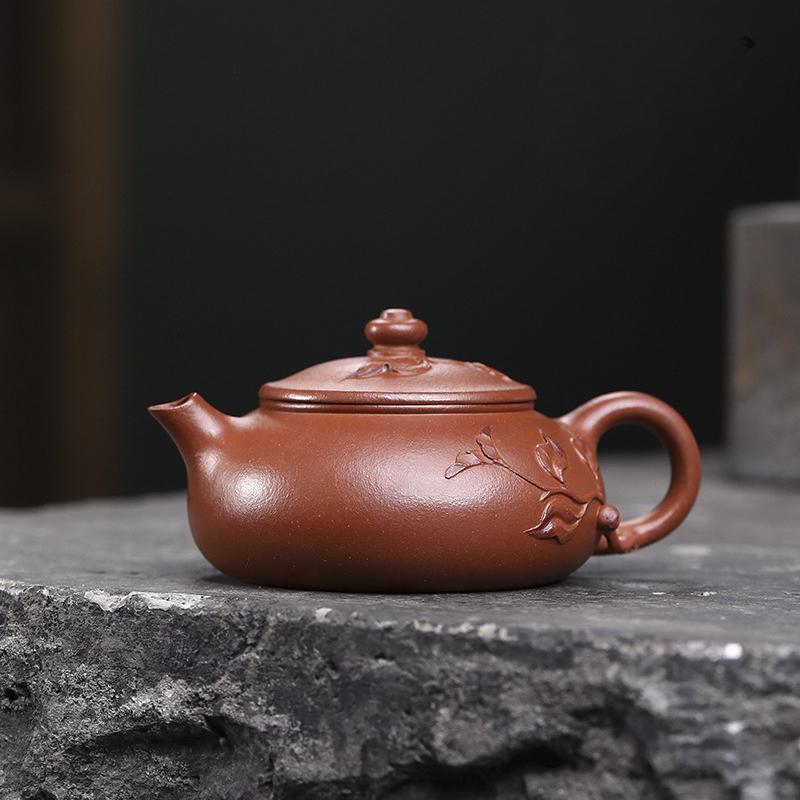 180ml Authentic Yixing Purple Clay Teapots Handmade Pot Raw Ore Zhu Mud Tea Making Kettle With Filter Zisha Tea Set Tea Items
180ml Authentic Yixing Purple Clay Teapots Handmade Pot Raw Ore Zhu Mud Tea Making Kettle With Filter Zisha Tea Set Tea Items
