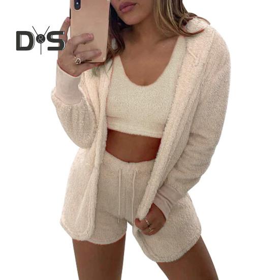 Комплект из 3 предметов: осенне-зимнее женское пальто, жилет, шорты, комплект из плотной плюшевой домашней одежды, одежда для сна, с капюшоном, длинными рукавами, открытая строчка, теплая куртка на шнурке 3XL бежевый
Комплект из 3 предметов: осенне-зимнее женское пальто, жилет, шорты, комплект из плотной плюшевой домашней одежды, одежда для сна, с капюшоном, длинными рукавами, открытая строчка, теплая куртка на шнурке 3XL бежевый