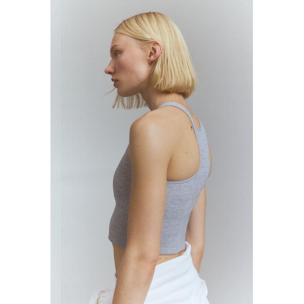 Спортивный бюстгальтер средней поддержки HM DryMove светло-серый меланж 
Спортивный бюстгальтер средней поддержки HM DryMove светло-серый меланж