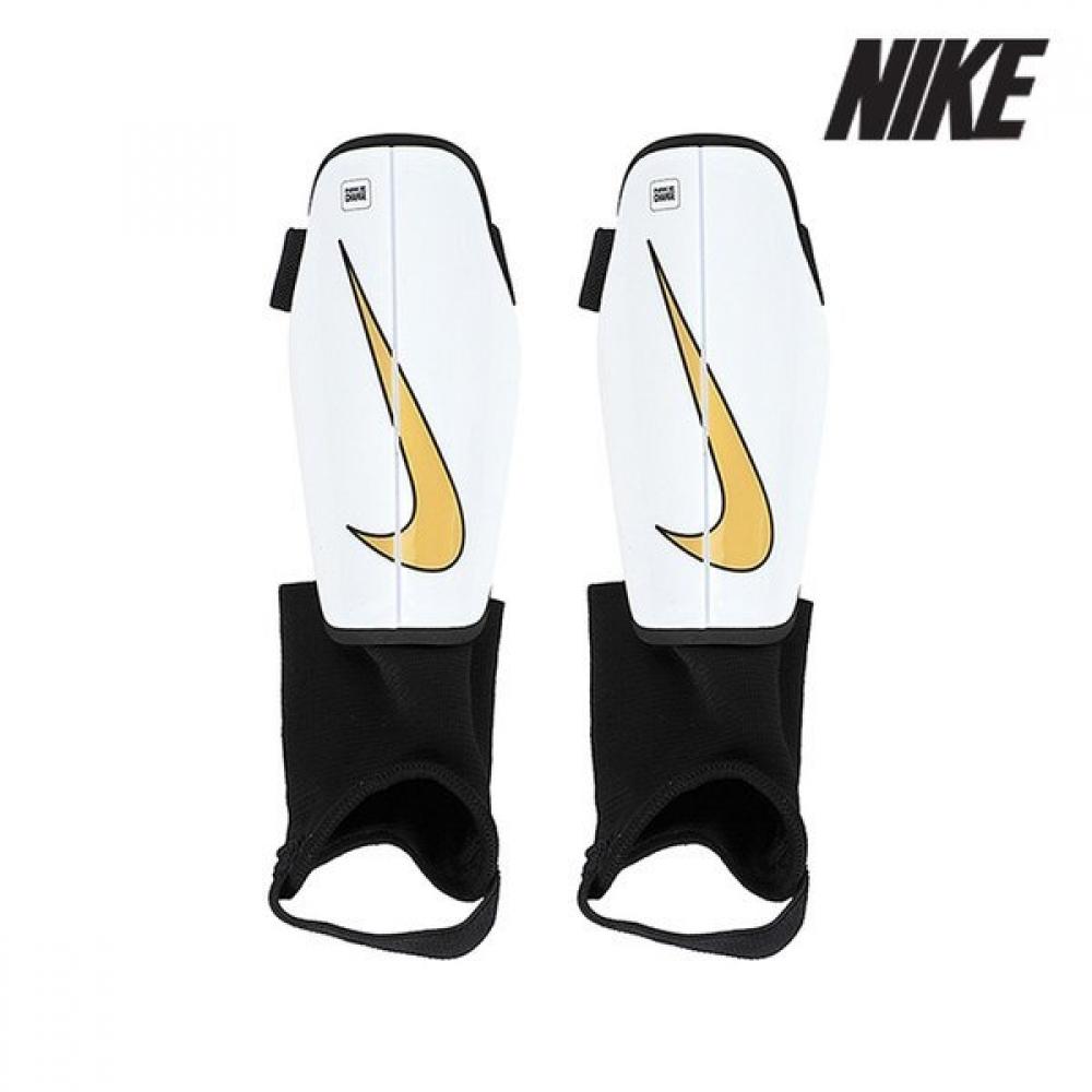 Nike Футбольный фиксатор A3 Dx4610 101 Kids Charge Футбольный протектор голени M
Nike Футбольный фиксатор A3 Dx4610 101 Kids Charge Футбольный протектор голени M