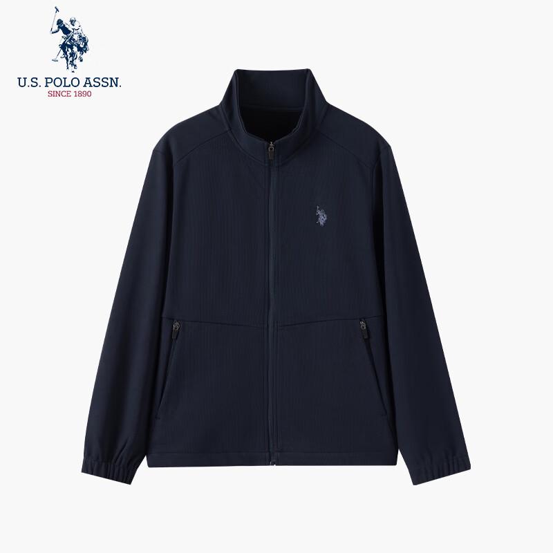 нас. POLO ASSN. Чоловіча куртка у стилі бізнес-кежуал зі стійкою M
нас. POLO ASSN. Чоловіча куртка у стилі бізнес-кежуал зі стійкою M