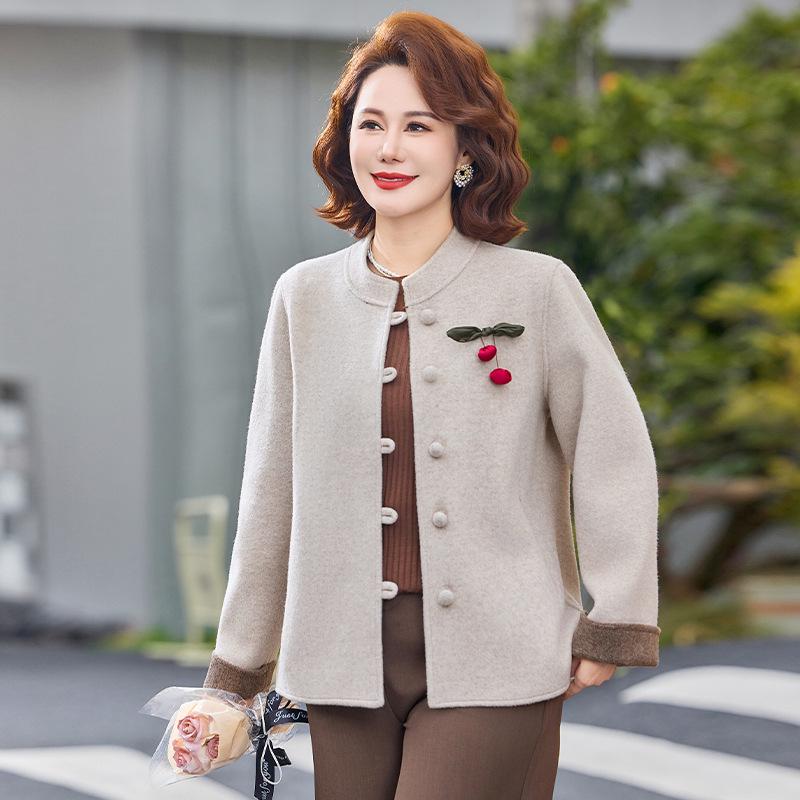 Mom s Double-Sided Wool Coat 2026 - Spring/Autumn, Xiang Feng Style, for Middle-Aged and Elderly Women. 2XL for 113-125 lbs бежевий
Mom s Double-Sided Wool Coat 2026 - Spring/Autumn, Xiang Feng Style, for Middle-Aged and Elderly Women. 2XL for 113-125 lbs бежевий
