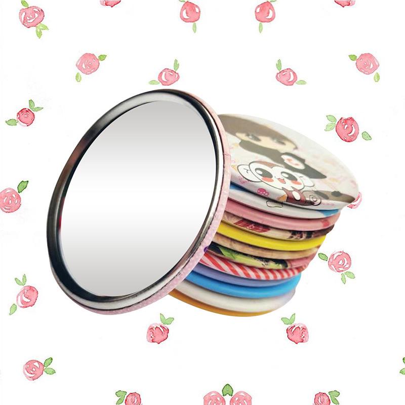 Милое мини-зеркальце для макияжа в корейском стиле - Портативное, маленькое круглое, мультяшное, из жести Diameter 7cm
Милое мини-зеркальце для макияжа в корейском стиле - Портативное, маленькое круглое, мультяшное, из жести Diameter 7cm
