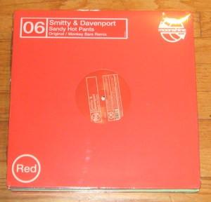 12-дюймовая пластинка SMITTY & ERIC DAVENPORT - Sandy Hot Pants MR820071 Moonshine Music 2002 US Танцевальная и Электронная Б/У
12-дюймовая пластинка SMITTY & ERIC DAVENPORT - Sandy Hot Pants MR820071 Moonshine Music 2002 US Танцевальная и Электронная Б/У