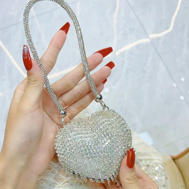 Мини-кошелек для монет, украшенный бриллиантами, в форме сердца, бриллиантовая вечерняя сумка, сумка на цепочке, сумка для вечеринки, сумка для вечернего платья серебряный