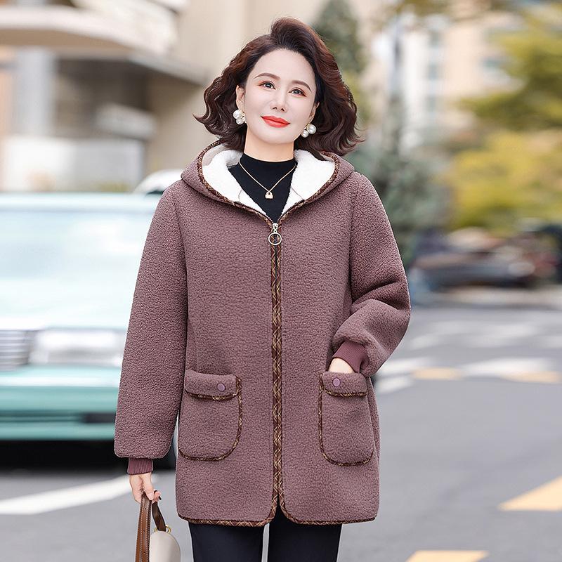 Mom s Winter Particle Fleece Hooded Jacket: Velvet-Thickened, Lambswool Cardigan for Middle-Aged and Elderly Women XXL
Mom s Winter Particle Fleece Hooded Jacket: Velvet-Thickened, Lambswool Cardigan for Middle-Aged and Elderly Women XXL