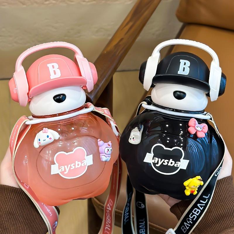 Kawaii Bear детская бутылка для воды с соломинкой, большая емкость, мультяшная пластиковая чашка для девочек, портативная соломенная чашка для воды на открытом воздухе для школы
Kawaii Bear детская бутылка для воды с соломинкой, большая емкость, мультяшная пластиковая чашка для девочек, портативная соломенная чашка для воды на открытом воздухе для школы