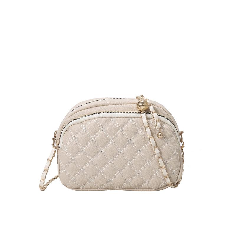 Premium texture small bag women s new model, niche fashion diamond chain messenger bag small square bag білий
Premium texture small bag women s new model, niche fashion diamond chain messenger bag small square bag білий