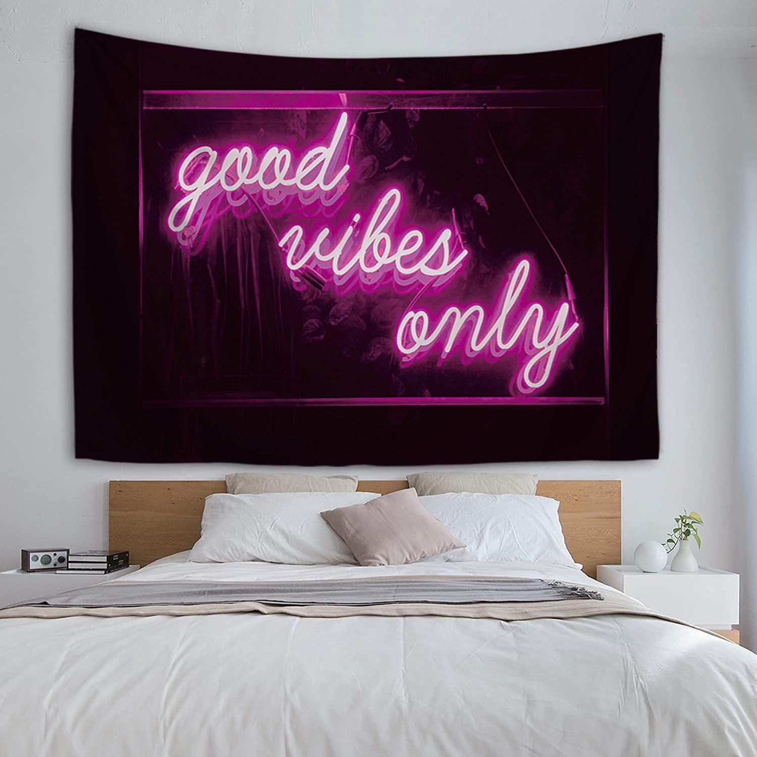 VIKAMA Neon Sign Tapestry American Vintage Illuminated Wall Hanging Bedroom Dormitory Games Room Tapestry Home Decor 74x94cm(29x37in)
VIKAMA Neon Sign Tapestry American Vintage Illuminated Wall Hanging Bedroom Dormitory Games Room Tapestry Home Decor 74x94cm(29x37in)