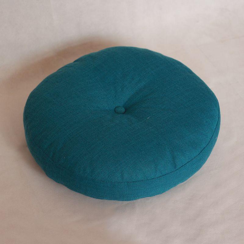 Тканевая круглая подушка для медитации Балкон Эркер Поклонение Будде Лен Peacock Blue (washable) Diameter 40cm high 12cm
Тканевая круглая подушка для медитации Балкон Эркер Поклонение Будде Лен Peacock Blue (washable) Diameter 40cm high 12cm